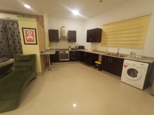 apartmentsinbahrain.com