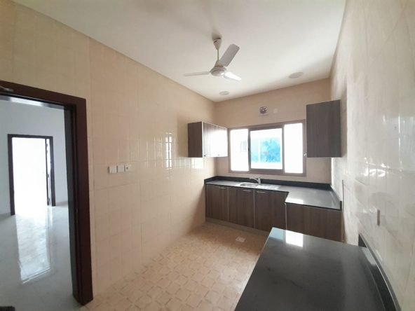 apartmentsinbahrain.com